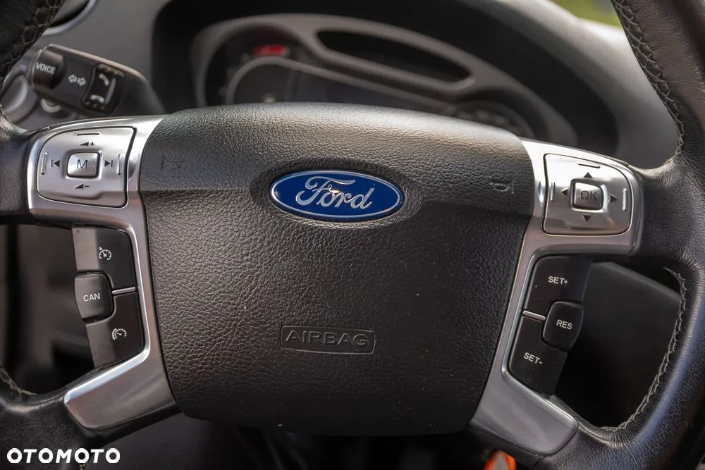 Ford S-Max 2.0 T Trend MPS6 - 33