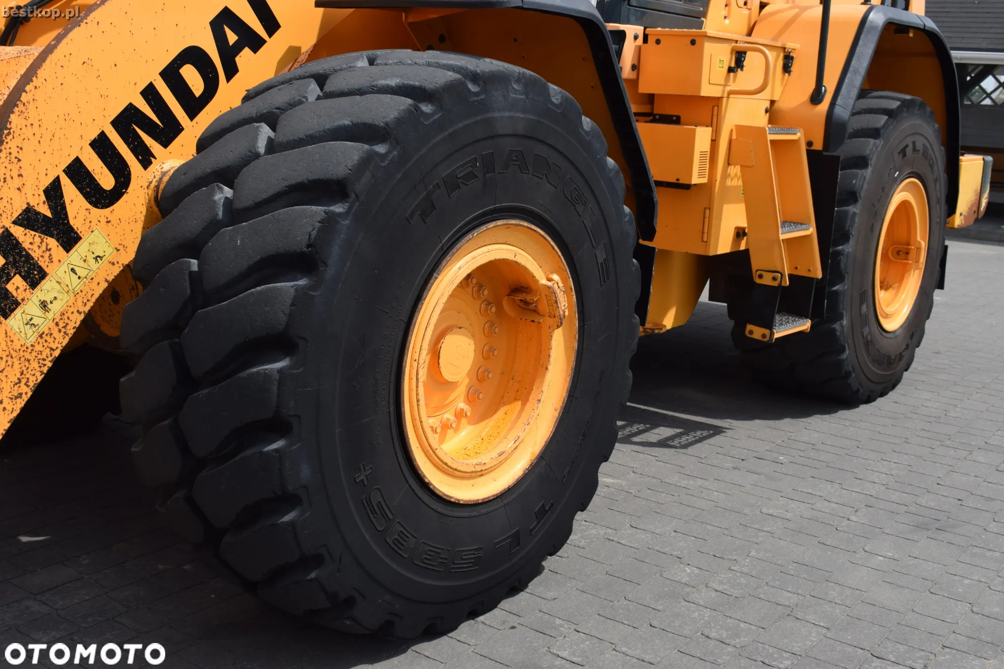Hyundai HL965 - 21
