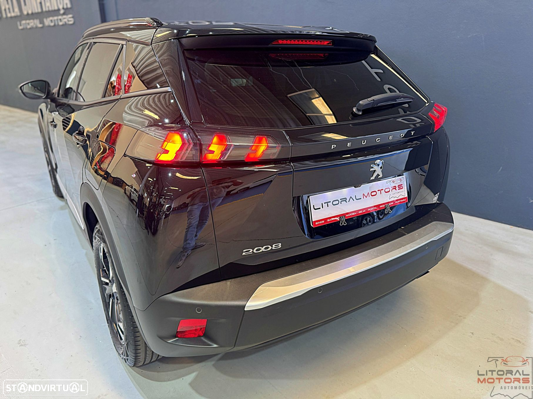 Peugeot 2008 1.2 PureTech Allure Pack - 9