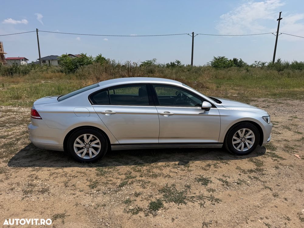 Volkswagen Passat 1.6 TDI Trendline - 8