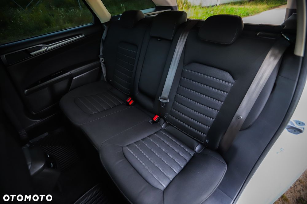 Ford Mondeo - 10
