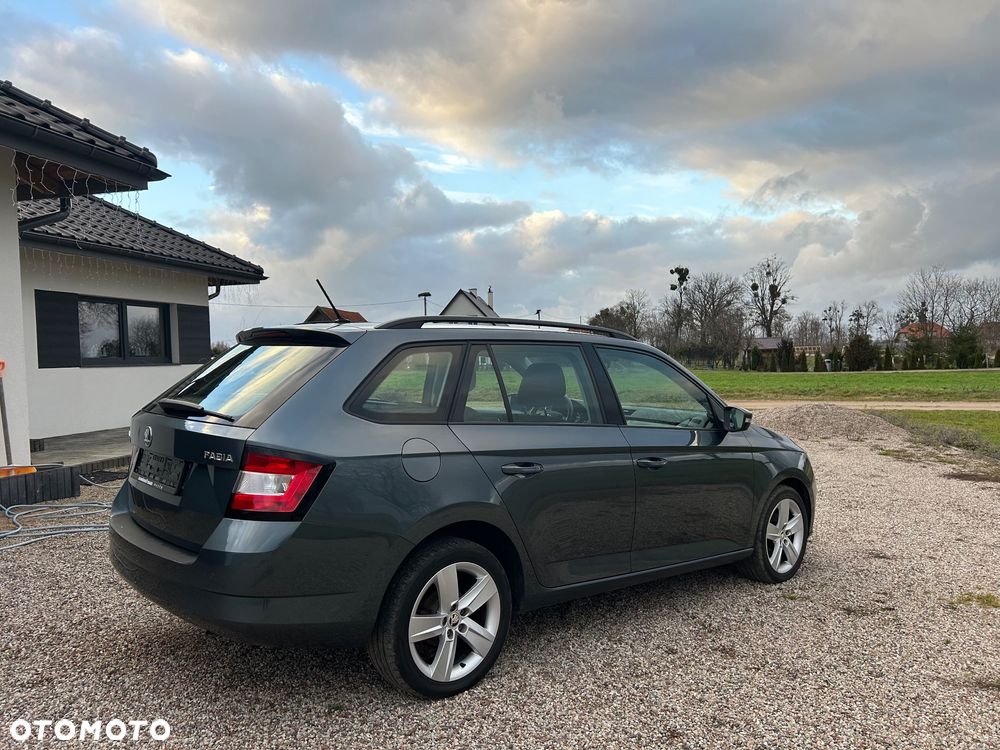 Skoda Fabia 1.0 TSI Style - 10