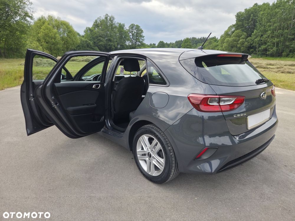 Kia Ceed 1.4 Attract - 20