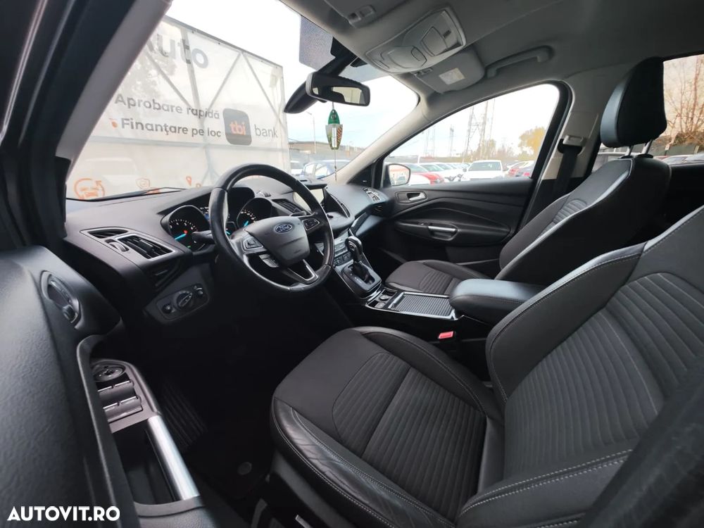 Ford Kuga 1.5 EcoBoost 4WD Aut. Titanium - 9