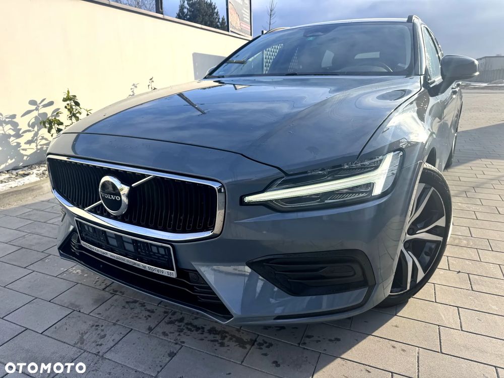 Volvo V60 B3 B DKG Essential - 2