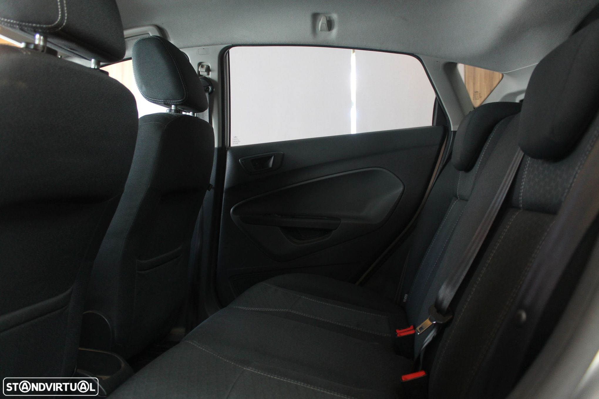 Ford Fiesta 1.25 Titanium - 24