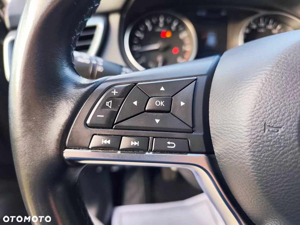 Nissan Qashqai 1.3 DIG-T Acenta EU6d - 16