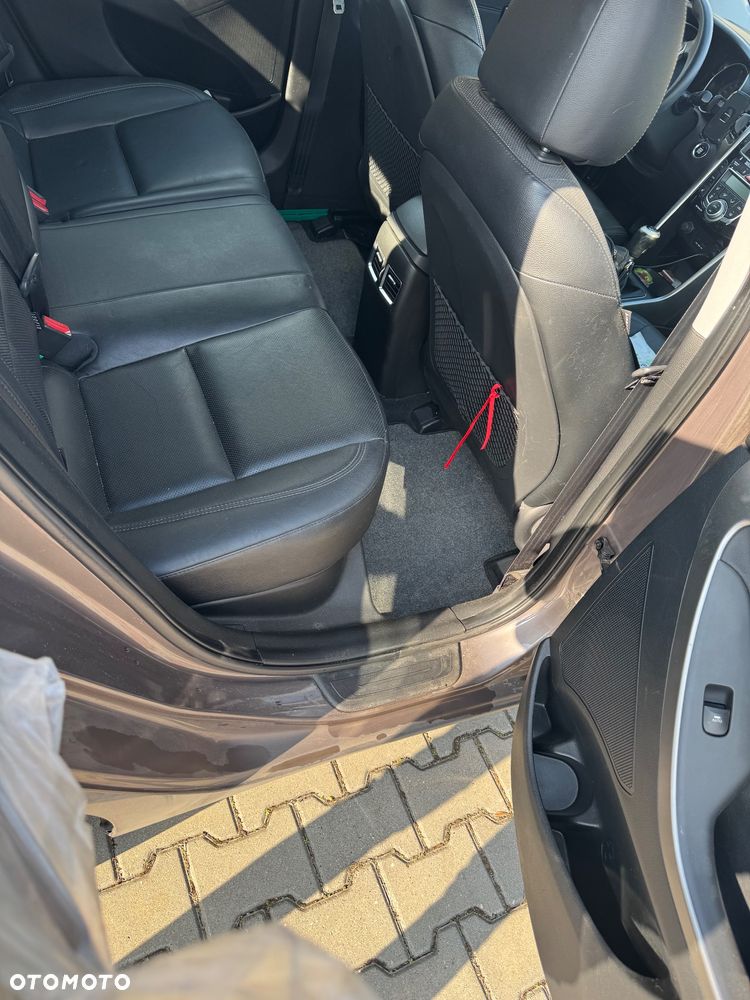 Hyundai i30 1.6 GDI Premium - 11