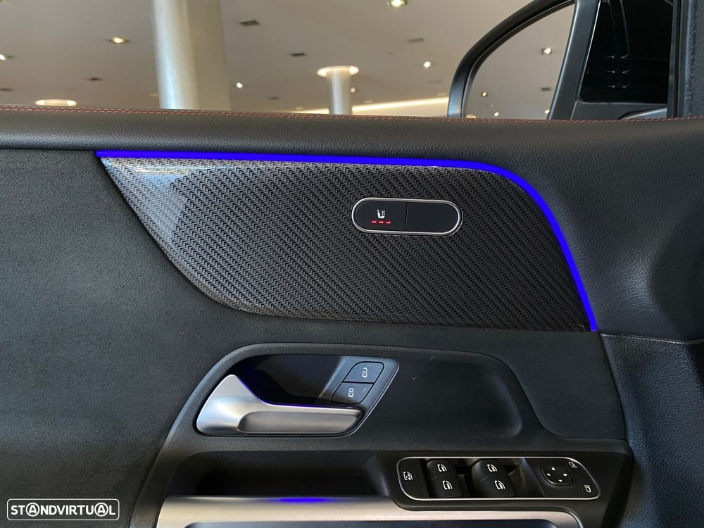 Mercedes-Benz GLB 200 d AMG Line - 16