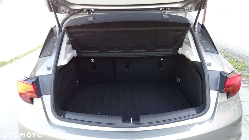 Opel Astra V 1.4 T Dynamic - 17
