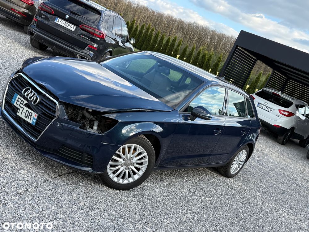 Audi A3 Sportback 35 TFSI cylinder on demand sport - 11