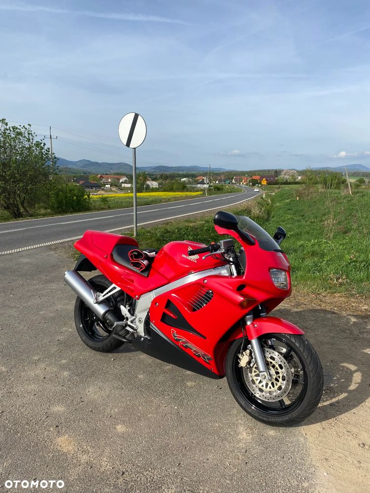 Honda VTR - 29
