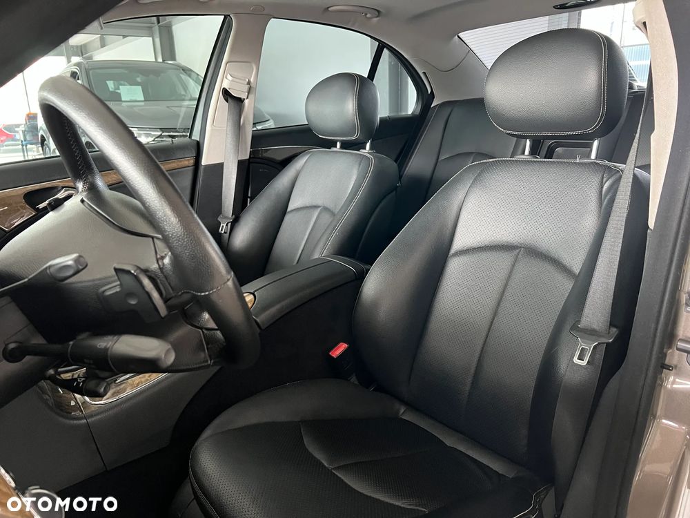 Mercedes-Benz Klasa E 320 CDI Avantgarde - 18