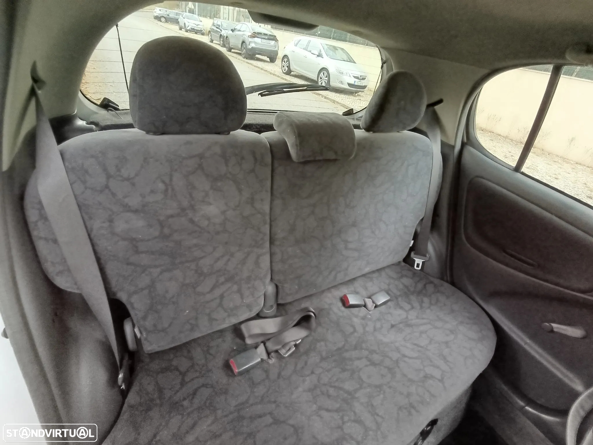 Toyota Yaris 1.0 Sol - 24