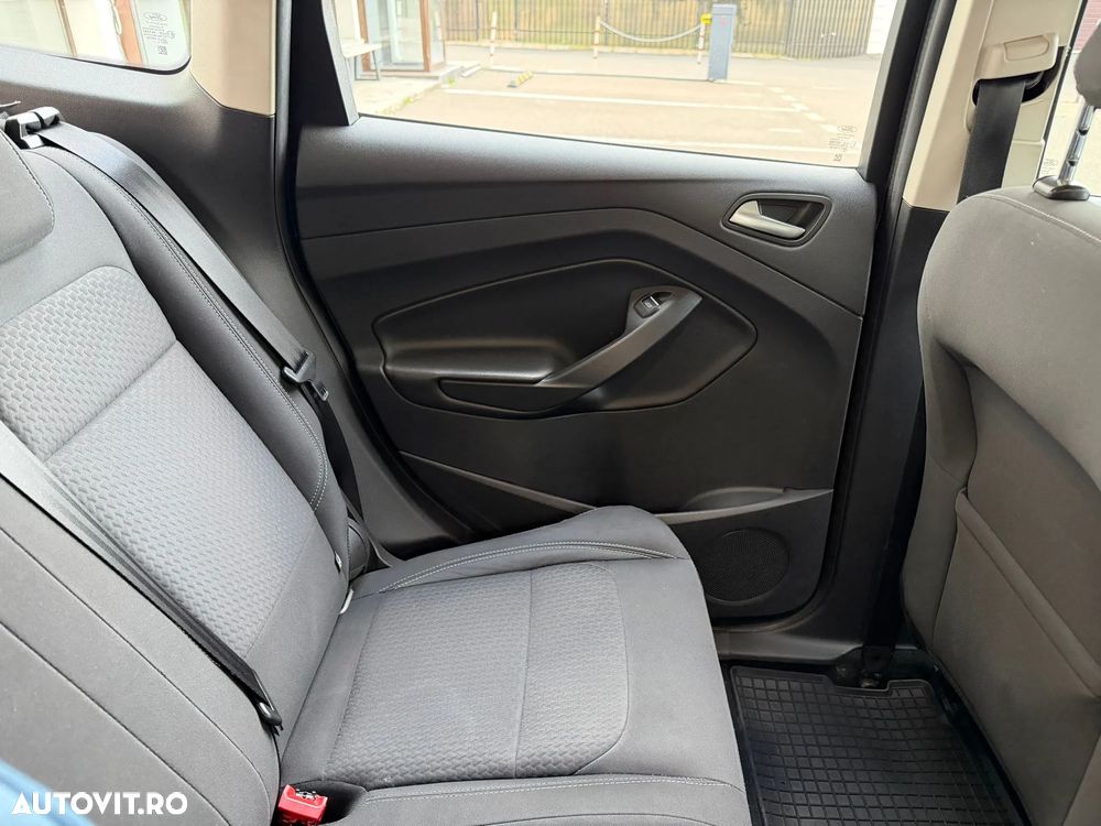 Ford Kuga 2.0 TDCi 4WD Trend - 12