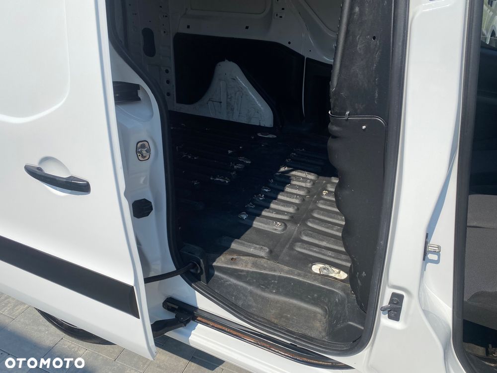 Citroën BERLINGO 1.6 HDI, MAX długi, 3-osobowy, klimatyzacja, zakupiony w salonie w Rzeszowie Bezwypadkowy serwisowany - 30