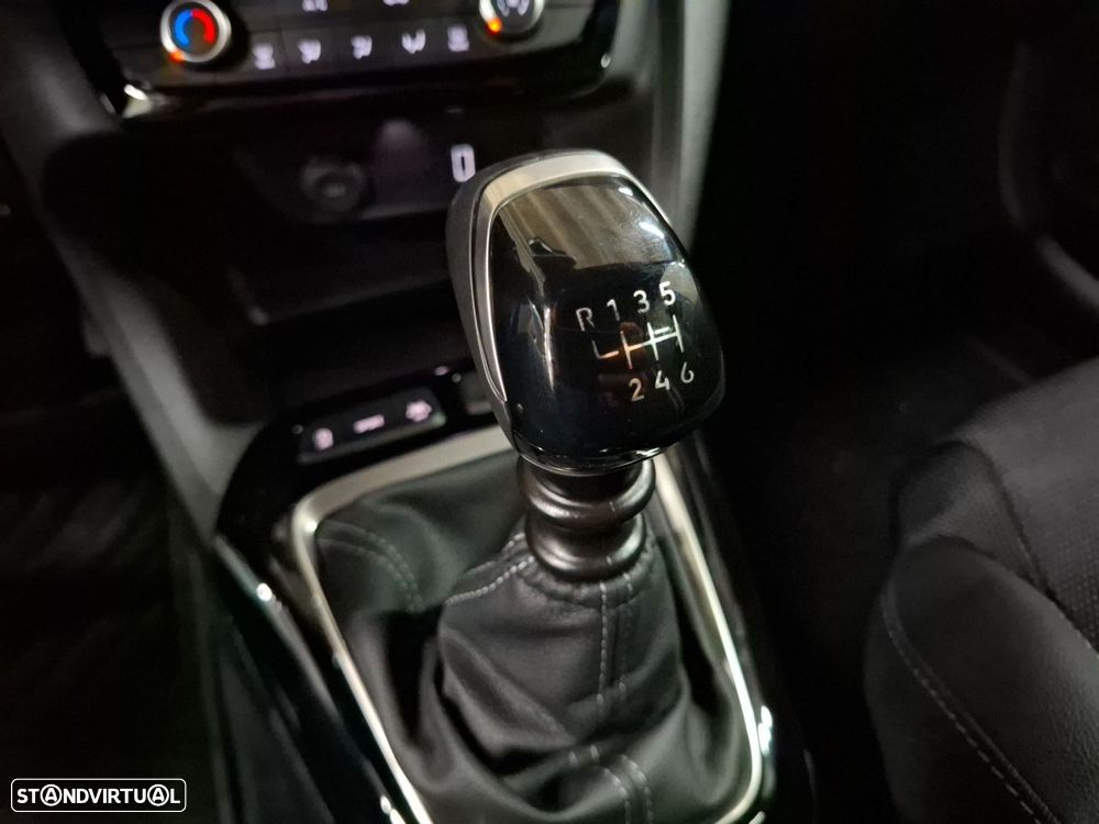 Opel Corsa — fotografia 16