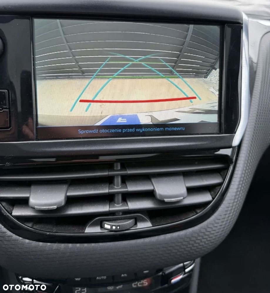 Peugeot 2008 PureTech 110 Stop&Start EAT6 Crossway - 11