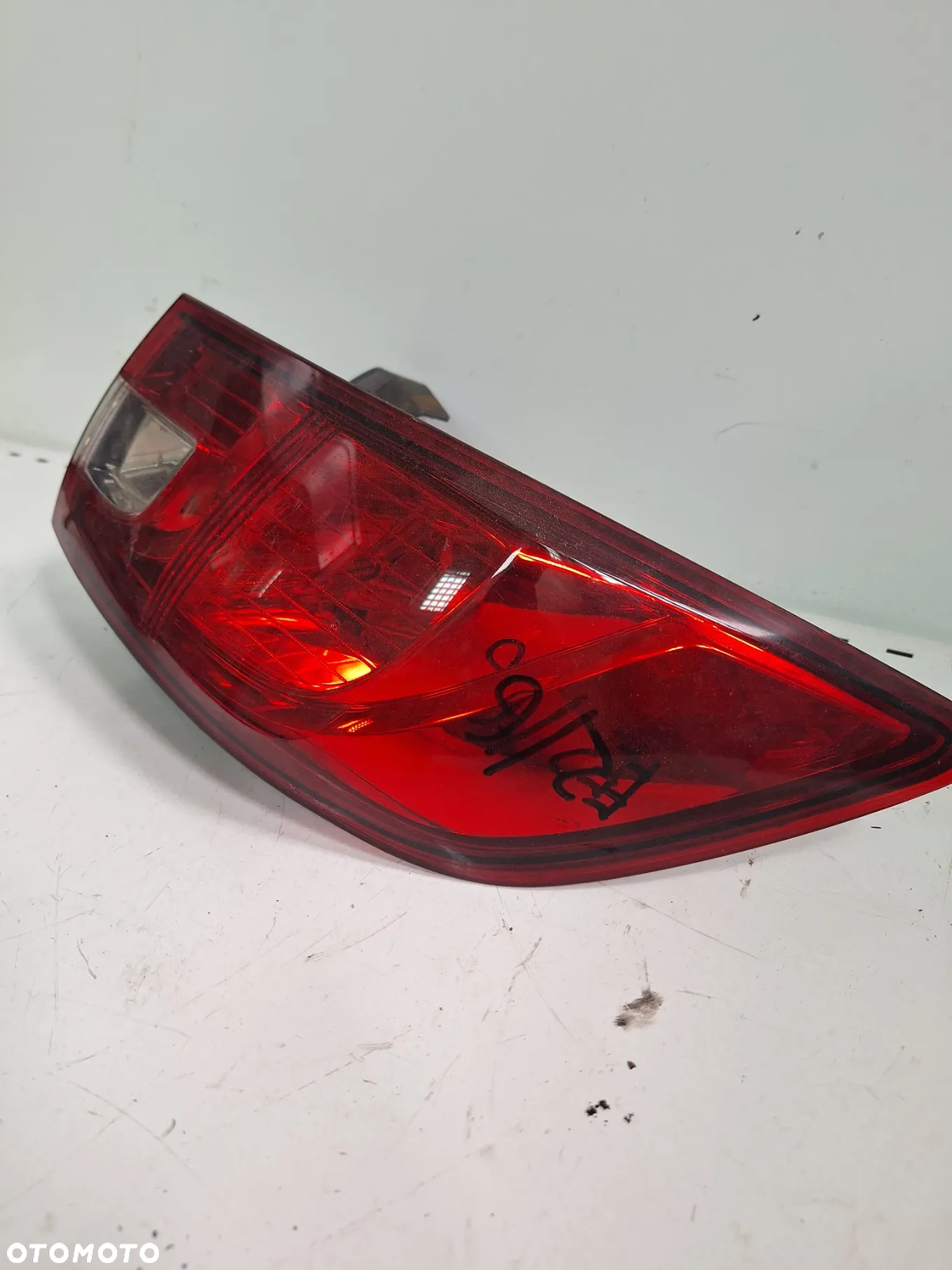 lampa prawa  lub lewa tył CLIO IV 285553752R  (E2/5)  (E2/6) - 10