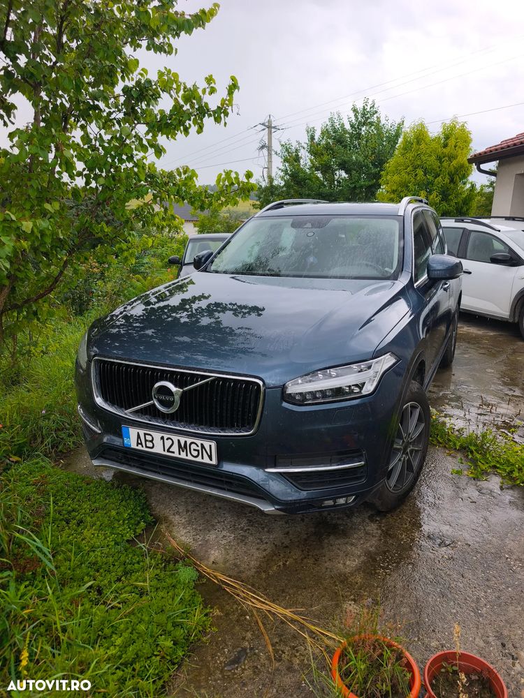 Volvo XC 90 - 1