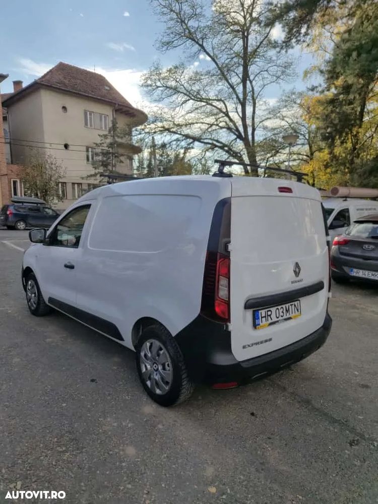 Renault Express - 6