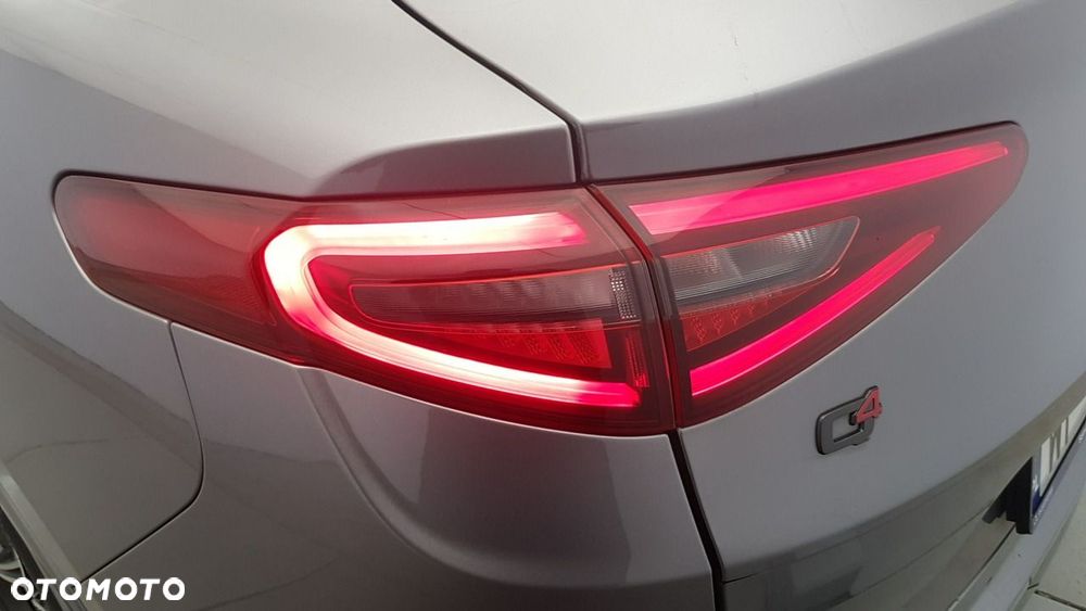 Alfa Romeo Stelvio - 12