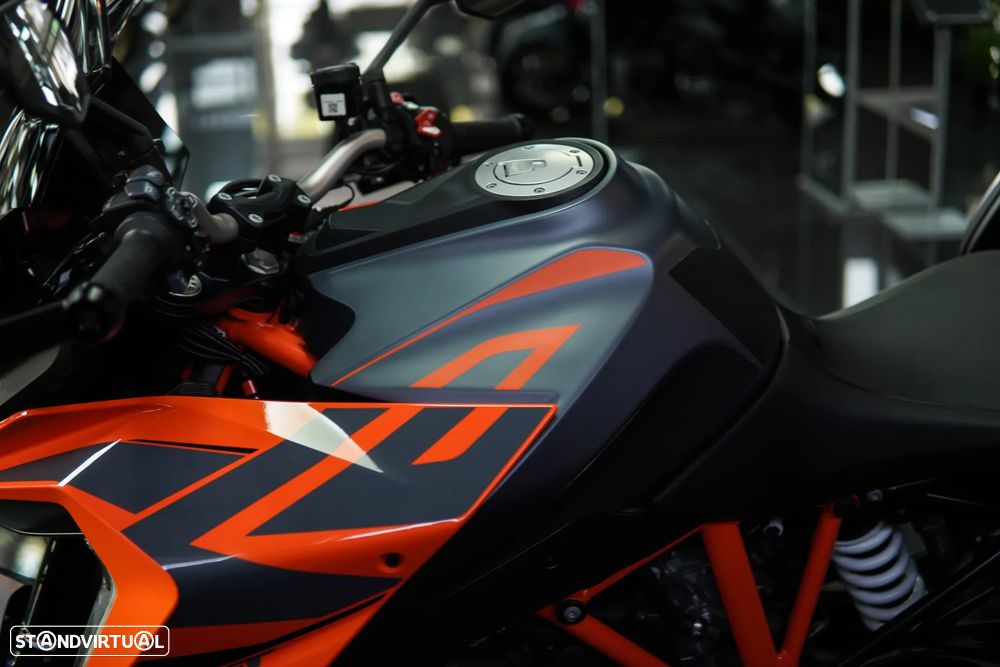 KTM Superduke GT - 30