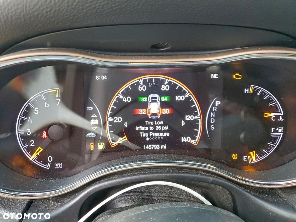 Jeep Grand Cherokee - 9