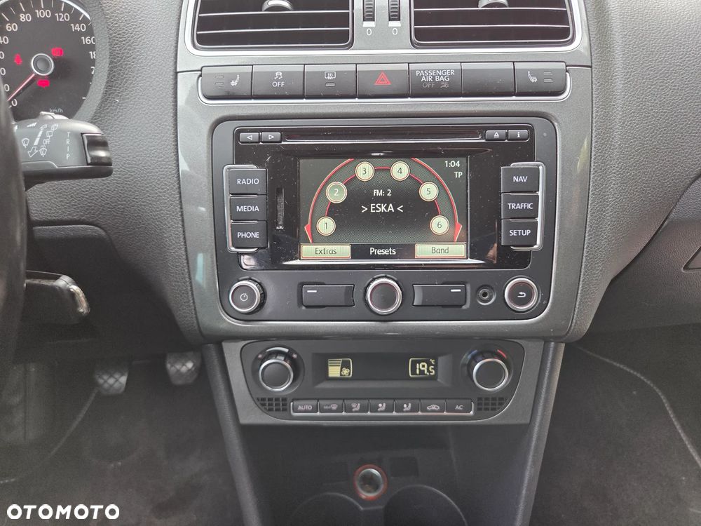 Volkswagen Polo 1.2 TSI Highline - 14