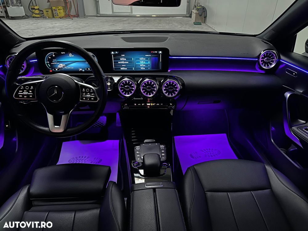 Mercedes-Benz A 180 d 8G-DCT Lim. Special Edition - 32