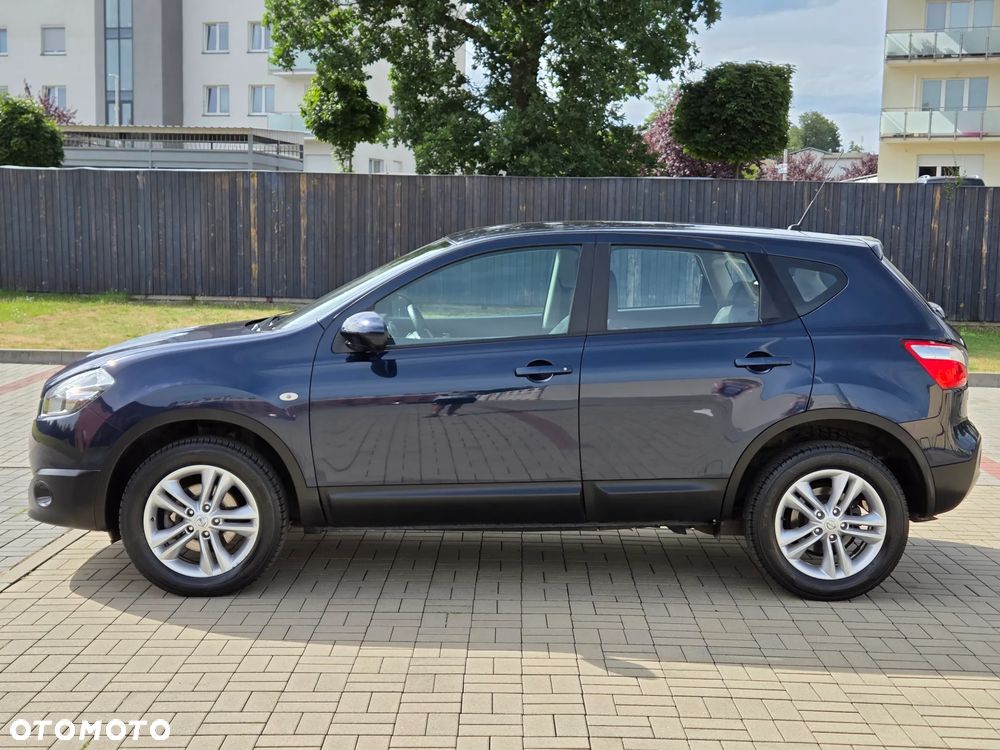 Nissan Qashqai 2.0 dCi DPF lounge - 6