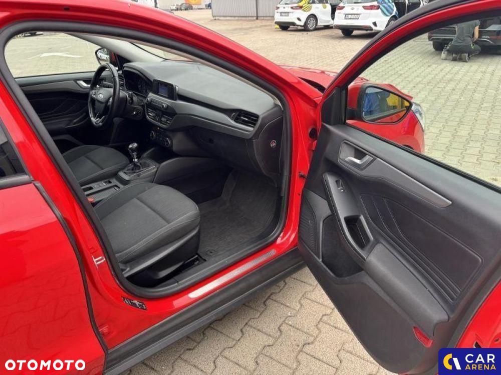 Ford Focus - 25