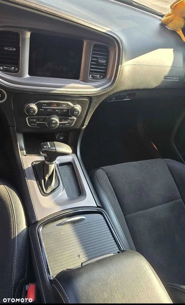 Dodge Charger - 6