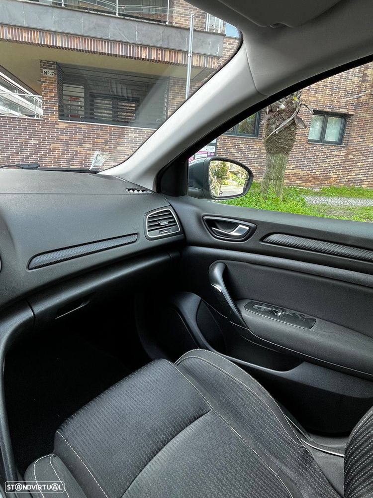 Renault Mégane ENERGY dCi 110 EDC LIMITED - 9