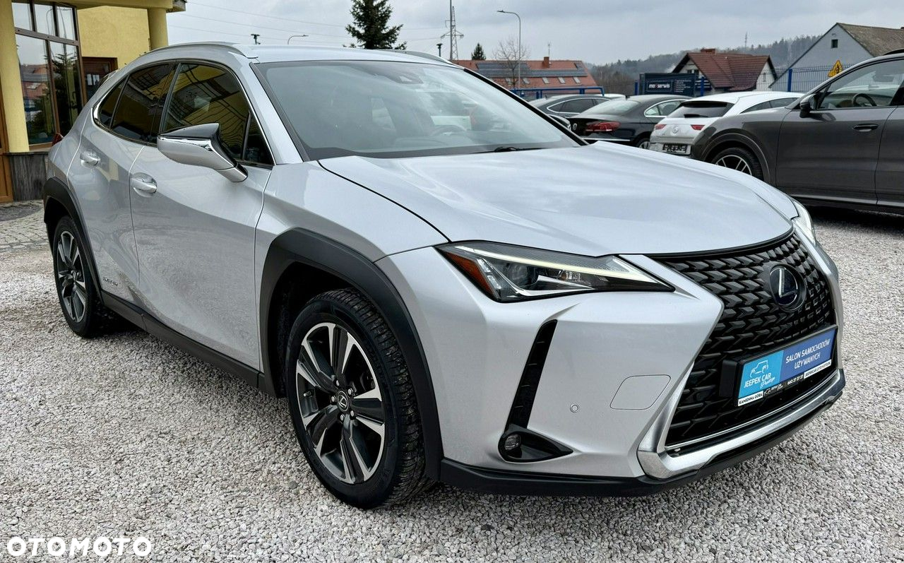 Lexus UX 250h GPF Prestige AWD - 6
