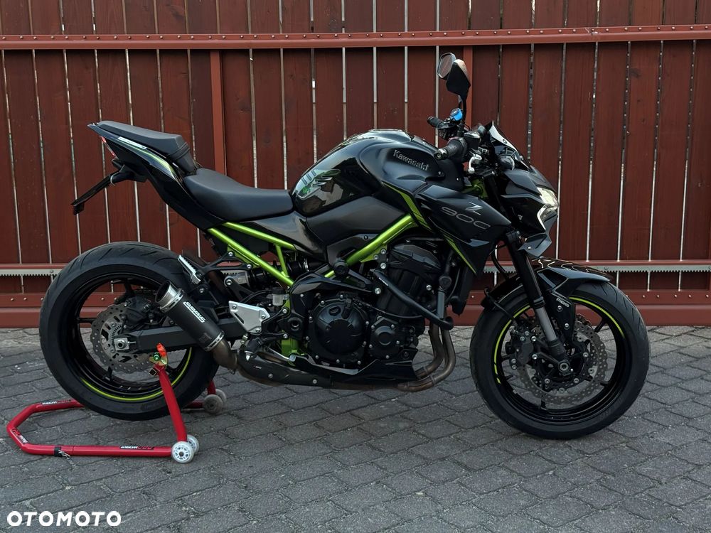Kawasaki Z 900 - 11
