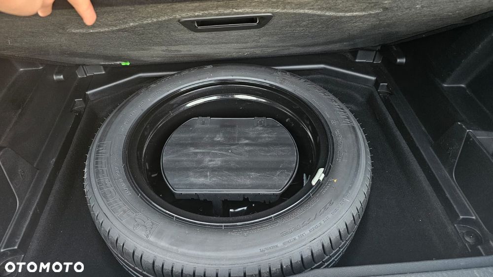 Peugeot 3008 1.6 BlueHDi Allure S&S EAT6 - 37