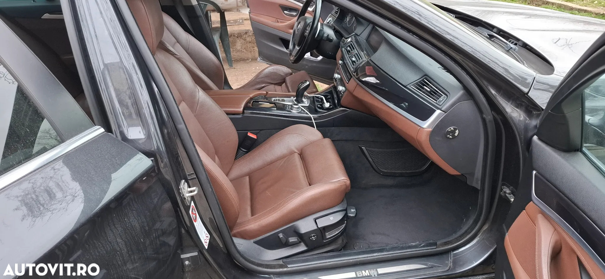 BMW Seria 5 520d - 7