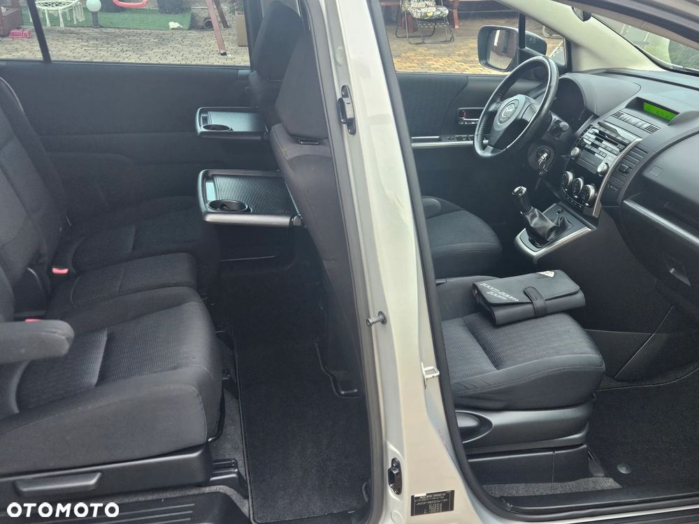 Mazda 5 - 12