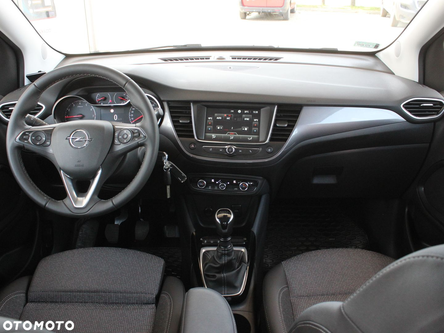 Opel Crossland 1.2 T Elegance - 8