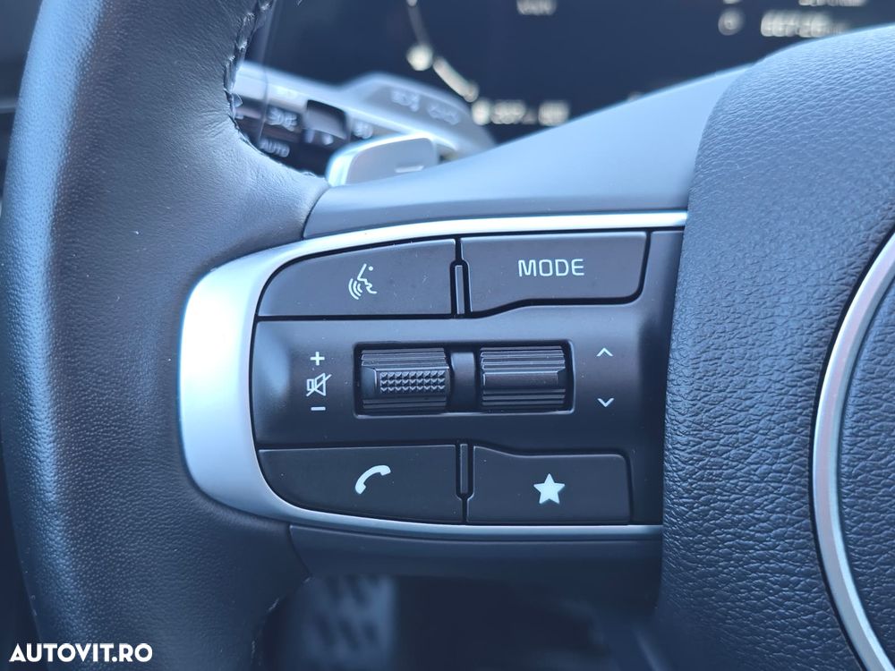 Kia Sportage 1.6 T-GDI PHEV 6AT 4x4 GT Line - 11