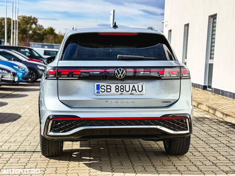 Volkswagen Tiguan 2.0 TDI DSG 4Motion R-Line - 28