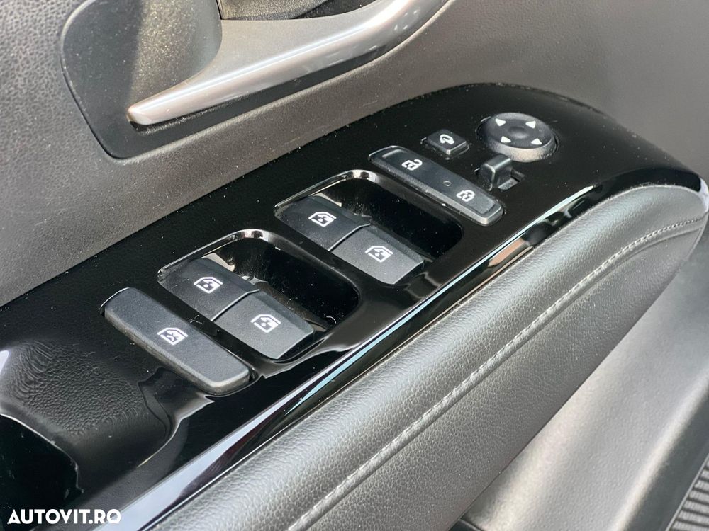 Hyundai Tucson 1.6 l 215 CP 4WD 6AT HEV Luxury - 10