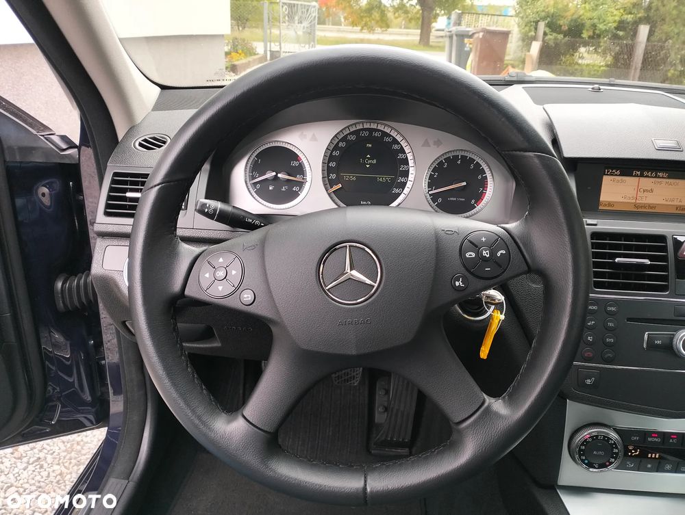 Mercedes-Benz Klasa C 200 Kompressor Avantgarde - 33
