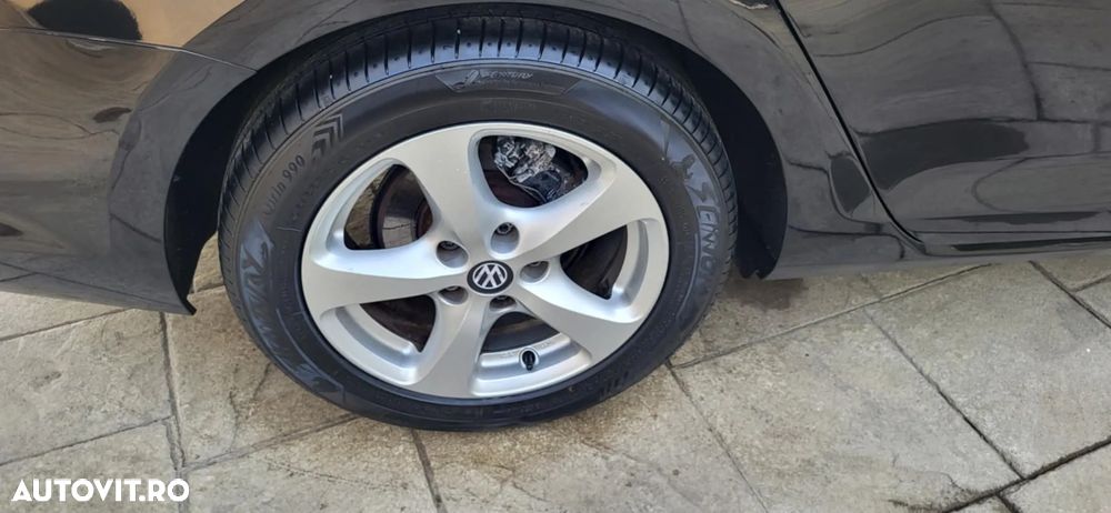 Volkswagen Golf - 14