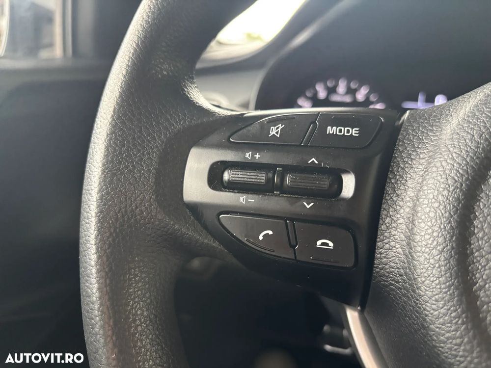 Kia Rio 1.2 MPI 5MT Urban - 18