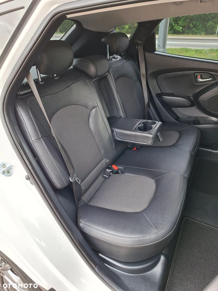 Hyundai ix35 1.6 2WD Fifa World Cup Edition - 14