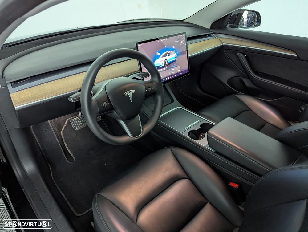 Tesla Model 3 Long Range Tração Traseira - 23