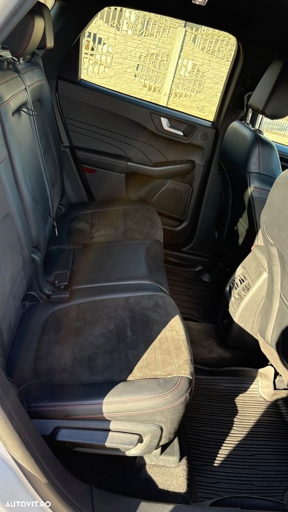 Ford Kuga 2.5 Duratec FHEV AWD ST Line X - 4