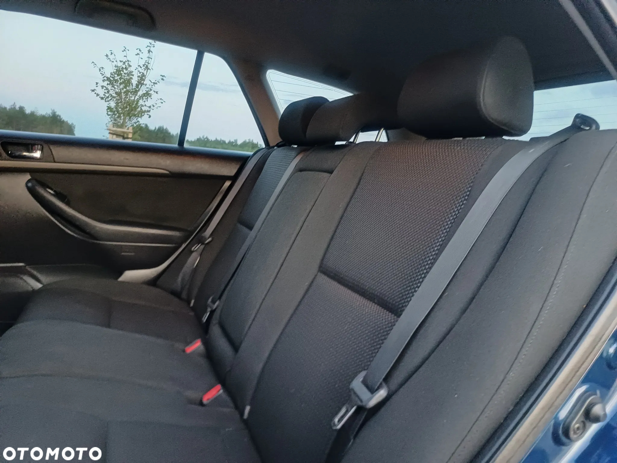 Toyota Avensis 2.0 D-4D Combi - 24